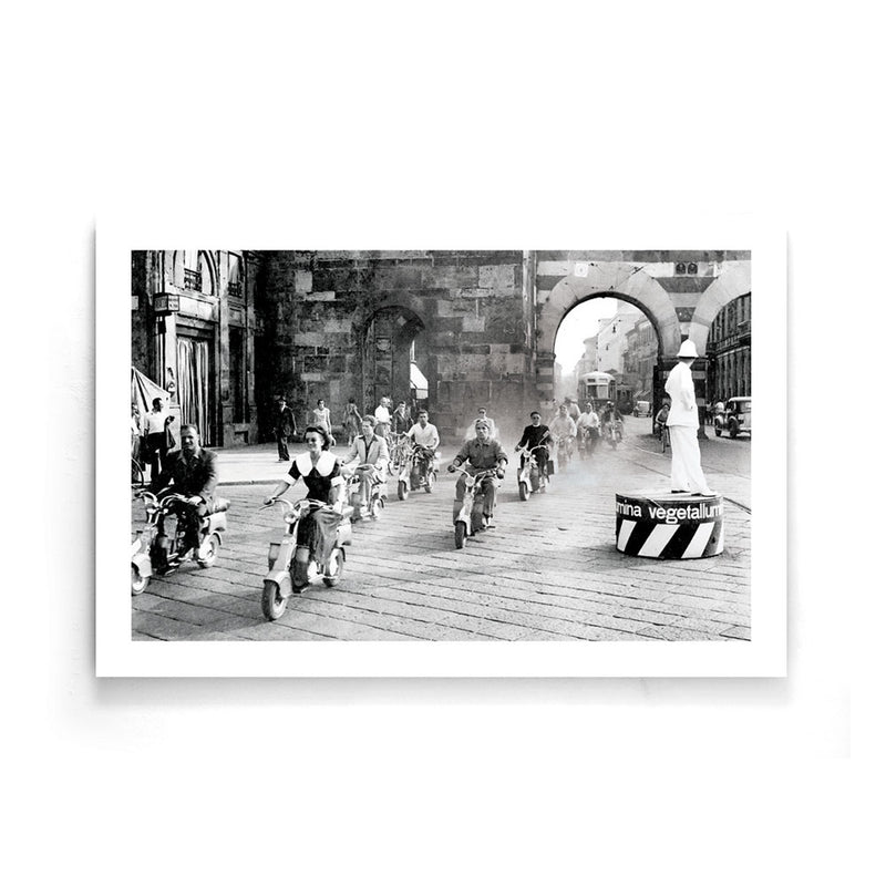 Bella Milano Piazza Cavour poster - Walljar